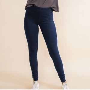 Encircled Fair Legging